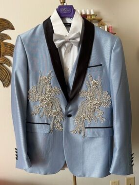 Men’s Prom Suit